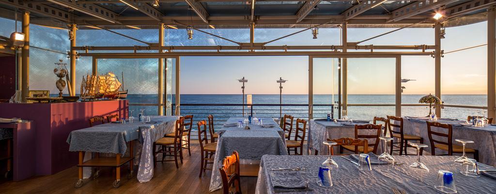 Caravella Hotel Deiva Marina Exterior photo